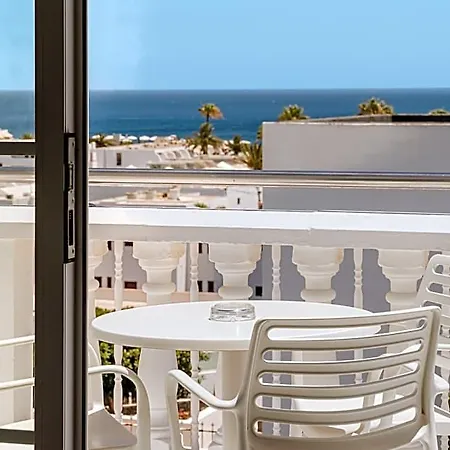 Mar - Select Adults * Puerto del Carmen (Lanzarote)